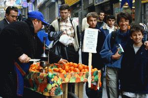 Therese, Peter and Paul enjoy freshed squeezed orange juice in Istanbul