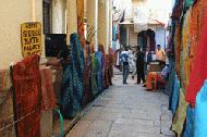 The narrow walkways inside the fort are filled with hotels, houses, restaurents and exotic fabric shops